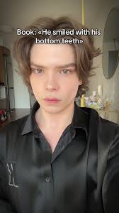 Like how do you even smile with your bottom teeth without looking like a  creature of the forest 😭 #booktok #bookhumor #booktecommendations  #tiktoktrend #trend #fyp #smile #pov #book