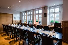 Gefällt 1.902 mal · 92 personen sprechen darüber · 2.145 waren hier. Haus Der Getreuen Offizieller Brauereiausschank Jever