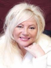 Amazon.com: Elsa Tapia: books, biography, latest update