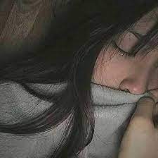Download sad girls pics for whatsapp dp in hd. Sad Girls Photos Facebook