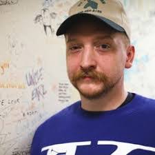 Shawn Wallis's Instagram, Twitter & Facebook