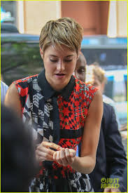 Maybe you would like to learn more about one of these? Shailene Woodley Calls The Fault In Our Stars Completely Uplifting Shailene Ansel Nat Tfios Today Short Hair Styles Shailene Woodley Hair Short Sassy Hair