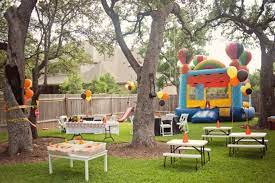 Balloons are such a simple and cheap party decoration that kid's love! Wonderful 24 Summer Garden Decoration Ideas For Your Kids Party Summer Backyard Party Decorations Kids Gardening Party Backyard Party Decorations