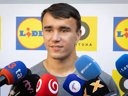 Strelec ostáva v Slovane, otec Milan bez servítky: Poviem vám, prečo  krachol prestup do Celticu