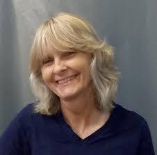 Kaye Piper's Instagram, Twitter & Facebook