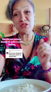 Casse-croûte à Tahiti sous la chaleur intense