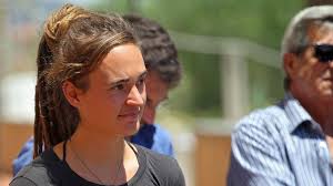 Maybe you would like to learn more about one of these? Solidaritat Mit Carola Rackete Italienerinnen Rufen Zum Bh Boykott Auf