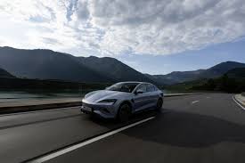 BYD ganará la carrera de la batería en estado sólido? 1.500 km de autonomía  y cargas en 12 minutos