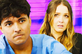 7 Biggest Questions After Grey's Anatomy Season 21, Episode 8 Cliffhanger  Finale