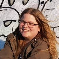 Petra Solomon's Instagram, Twitter & Facebook