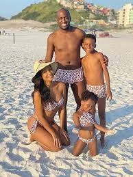 Briga 11/05/2021 filho de suplente de flávio bolsonaro e empresário saem na porrada em pleno estúdio da jovem pan (veja o vídeo). Andre Marinho Celebra Aniversario Com Viagem Em Familia So Tenho Motivos Pra Sorrir