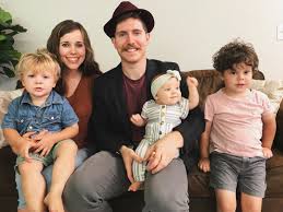 She is married to ben seewald, and they have three children, spurgeon, henry, and ivy, and are currently expecting their fourth child. How Does Ben Seewald Support Jessa Duggar Their Children