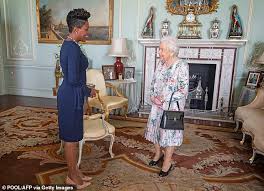Windsor castle is the queen's official country residence and, although some formal engagements are conducted at windsor похожие запросы для inside windsor castle queen's bedroom. Angela Kelly Reveals The Queen Uses A Modest Six Private Rooms In Buckingham Palace Daily Mail Online