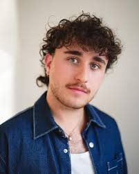 vrcmoments: LYDIA ⚡️ VRCSTUDIOS.COM #londonheadshots #headshotslondon  #londonportraitphotographer