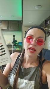 Alyssa Hartwick's Instagram, Twitter & Facebook