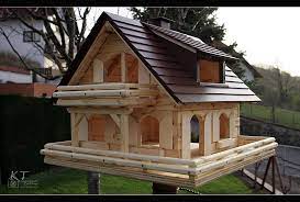 This bird house made of polyethylene fits into all standard sunshade holders. Pin Auf Birdhouses