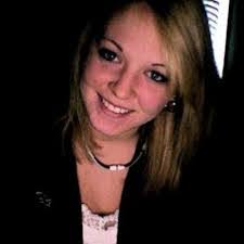 Danielle Stapleton's Instagram, Twitter & Facebook