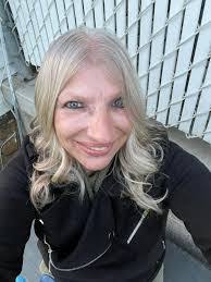 Nicole Burkey's Instagram, Twitter & Facebook