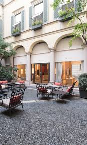 Founded in 1924, the company has a long history of sourcing the best yarns and textiles. Career Loro Piana