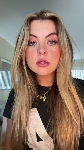 Jenna Engel's Instagram, Twitter & Facebook