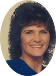 Yvonne Akers's Instagram, Twitter & Facebook