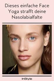 Face Yoga: Diese 2 Beauty-Übungen straffen deine Nasolabialfalte