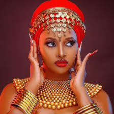 Hello my beautiful Facebook friends, I've missed you all! I'm so lucky and  grateful to be alive at this moment. What has happened to me is truly a  MIRACLE, and I'd like