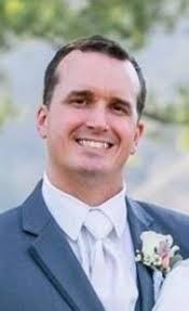 Lori Krause's Instagram, Twitter & Facebook