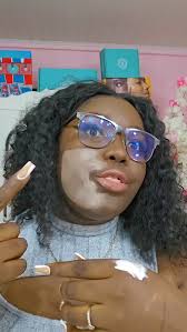 Viola house .... your formula needs to revisit the lab.....#colortheory  #colorchangingfoundation #viralmakeup #beautytok #amazonbeauty  #artisticmakeupqueen