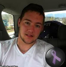 Je55e A Bolstridge Memorial Scholarship Custom Ink Fundraising