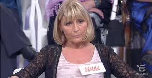 Ora ci pensa ida platano a difendere la dama di uomini e donne, il programma di canale 5 condotto da maria de filippi. Uomini E Donne Puntata 10 Gennaio 2011 Ennio Ritorna Con Gemma Mondoreality