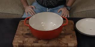 I use it a few times a week in the cooler months, and i make a wide variety of dishes in it. 5 Best Dutch Ovens Reviews Of 2021 Bestadvisor Com