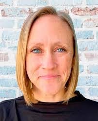 Jennifer Musselwhite's Instagram, Twitter & Facebook