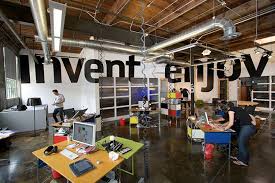 Pin By Glyphic On Type Fanatic Workspace Design Creative Office Space Creative Workspace