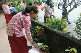 Forum belajar bahasa inggris fluentu menyediakan video bahasa inggris real, seperti trailer film, video musik, obrolan inspirasi. Menyiram Tanaman Menjadi Rutinitas Siswa Sdn Serayu Sdn Serayu Yogyakarta