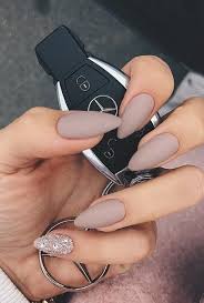 High Class Cute Acrylic Nails Long Lasting Nail Polish Neutral Nails