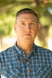 Kari Cottrell's Instagram, Twitter & Facebook