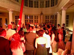 Dj dany ist ein komplettes rundum paket für eure hochzeit mit dem profi hochzeitsdj. Hochzeit In Der Kirche Franken Hochzeits Dj Carsten Riedel