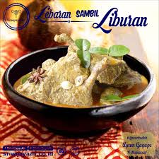 Berkat dari belajar ngan arwah mak dulu. Ayam Gagape Atau Ayam Masak Lengkuas Adalah Primadona Kuliner Favorit Partners Ayam Gagape Dan Buras Ketupat Yg Dimasak Dengan Santan Merupakan Perpaduan Yan