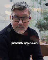 Elixir är den första boken om den lite gränslösa journalistiken Alice  Wiklund. Spänning, sprängningar och sötningsmedel ingredienser i Suzanne  Sjögrens debut. Läs mer på: ...