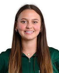 Madelyn Arsenault's Instagram, Twitter & Facebook