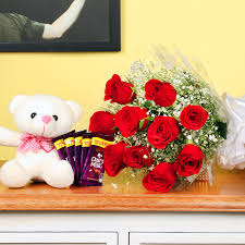 Maybe you would like to learn more about one of these? Flowers And Chocolates Online Flowers And Chocolate Delivery In India Floweraura Floweraura