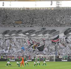 Wird er der sturmpartner von. Europa League Fans Von Eintracht Frankfurt Feiern Tallinns Spieler Welt