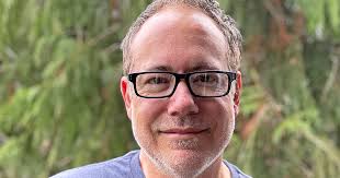 Michael Kerr '09, Writer for ChargePoint