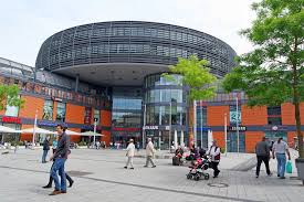 Leverkusen ) — місто в німеччині, у південній частині землі північний рейн — вестфалія. Germaniya Gorod Leverkuzen Bez Futbola Dostoprimechatelnosti