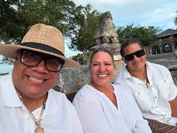 Everyone out there I encourage you all just to keep your SMILES no matter  what .. #Fatus