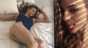 Páteční slavnostní zahájení vynechala, protože ji už dnes čeká. Sexy Plavkyne Seemanova Telo Jako Z Plakatu Doma Ma Modela I 3 Medaile Blesk Sport