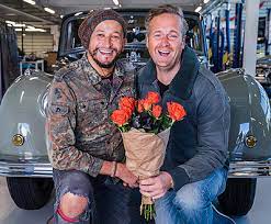 Meet car enthusiast and tv presenter tim shaw and master mechanic fuzz townshend as they join forces to rescue rusty classic vehicles from their. Car S O S Returns To National Geographic This Valentine S Day At 8 00pm With Televisual Love Letter To The Land Rover The Fan Carpet