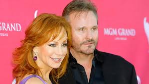 Reba nell mcentire (born march 28, 1955), also known simply by her first name, reba, is an american country singer, songwriter, and actress. Reba Mcentire Husband Separate After 26 Years