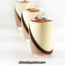 Verrines Vanille Tahitensis Caramel Chocolat Au Lait Condifa Verrines Vanille Tahitensis Caramel Fancy Desserts Plated Desserts Chocolate Caramels
